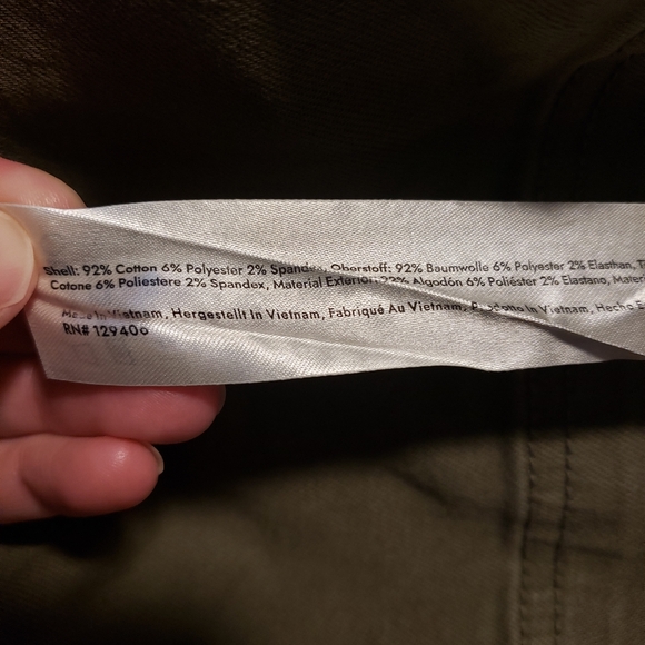 Brand new olive green utility dress with pockets and belt, button up closure - Picture 7 of 9